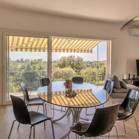 Villa Jeanne Linguizzetta